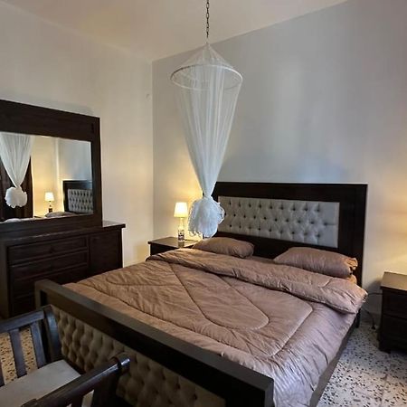The Vintage Apartment Amman Esterno foto